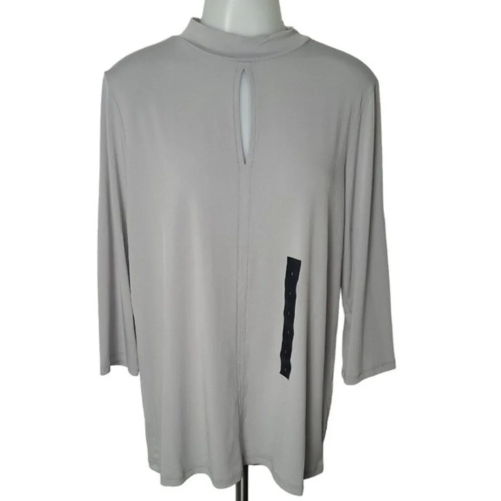 Grey Funnel Neck Front Key Hole 3/4 Sleeve